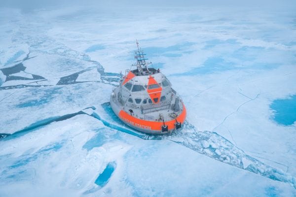 Tara polar station